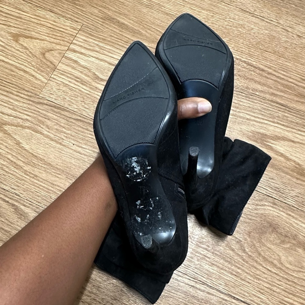 Marc Fisher pointed toe black ankle suede boots - Picture 8 of 12